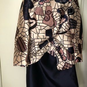 Size 16 Never worn ladies 2 piece suit fully lined